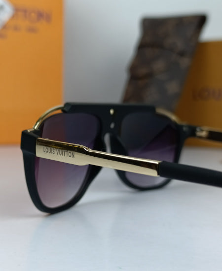 1.1 Louis Vuitton Mascot Sunglasses Black