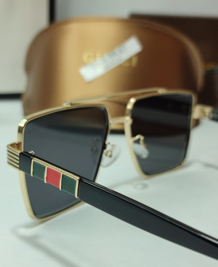 1.1 Gucci Sunglasses Iconic